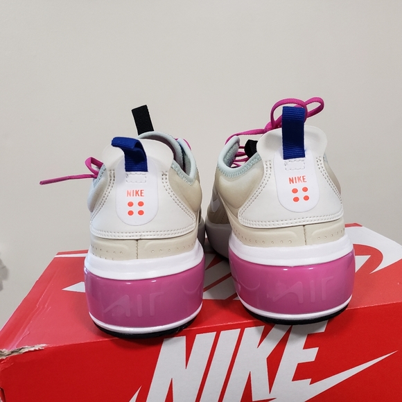 Nike Air Max Dia Sneakers - Picture 4 of 4